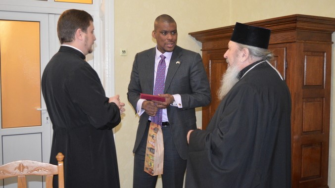Mitropolitul Basarabiei a primit vizita ambasadorului SUA în Republica Moldova