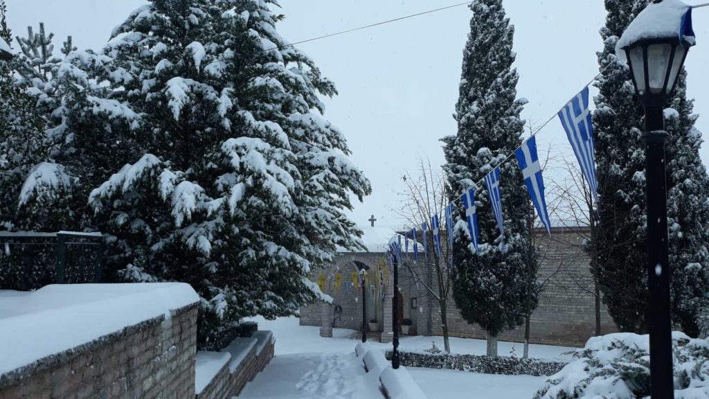 Στα λευκά ντύθηκαν τα χωριά της Βορείου Ηπείρου