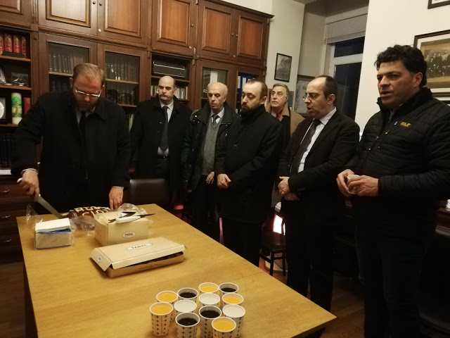 Η κοπή της Βασιλόπιτας από το Σύνδεσμο Μουσικοφίλων Πέραν