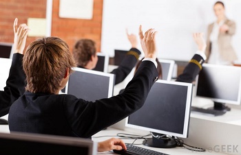 Ξεκινούν μαθήματα Υπολογιστών στη Φανερωμένη Χολαργού