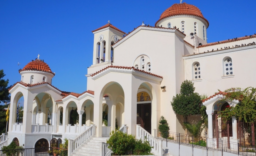 Αγρυπνίαν και προσκύνησιν ιερού λειψάνου της Αγίας Πρισκίλλης