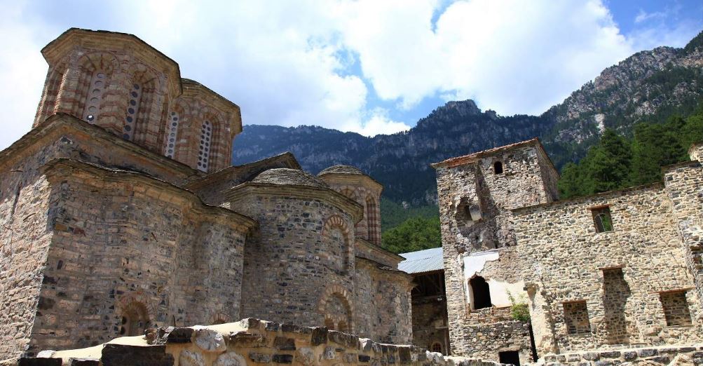 Η Ιερά Μονή του Αγίου Διονυσίου στις παρυφές του Ολύμπου