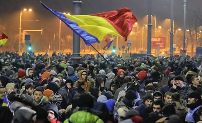 Η Εκκλησία της Ρουμανίας ευλογεί την Προεδρία της ΕΕ