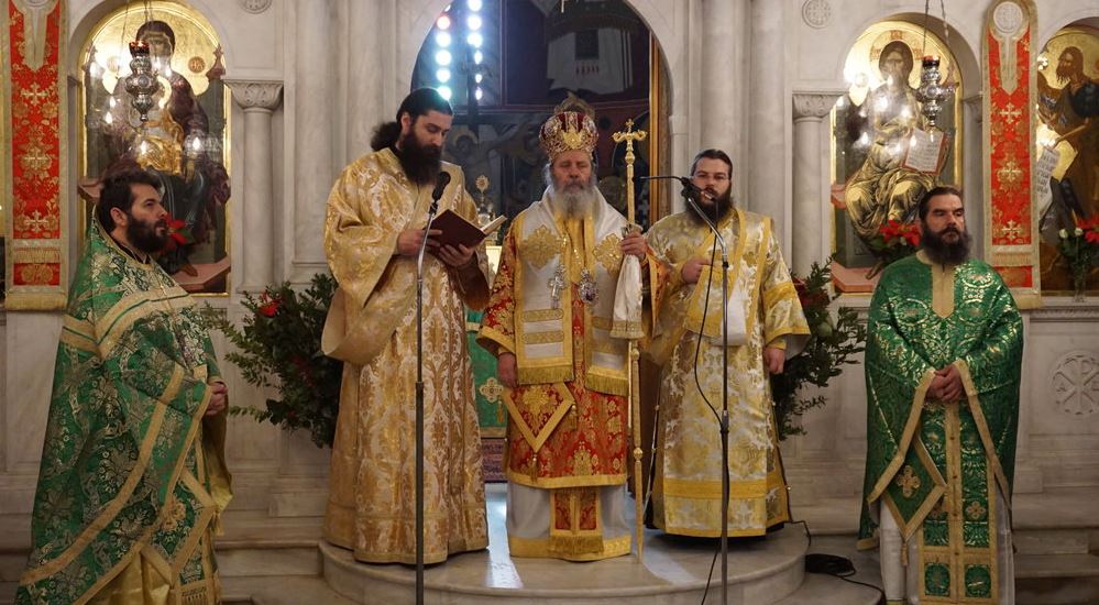 Ο Μητρ.Κερνίτσης στον πανηγυρίζοντα ναό του Αγίου Βασιλείου