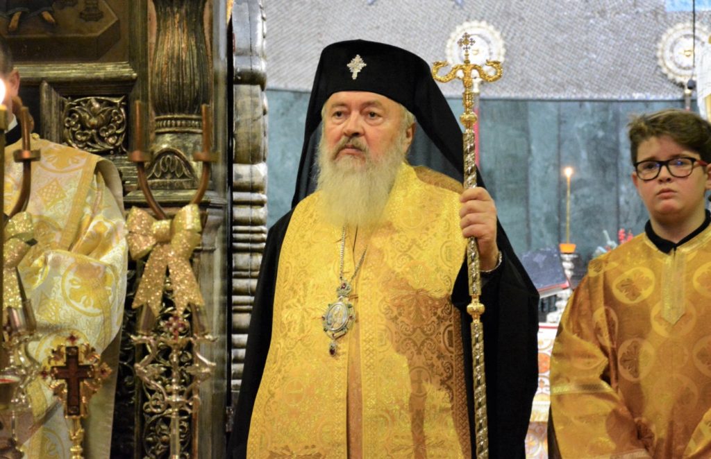 Μητρ. Κλούζ: “Ας μείνουμε κοντά στην Εκκλησία”