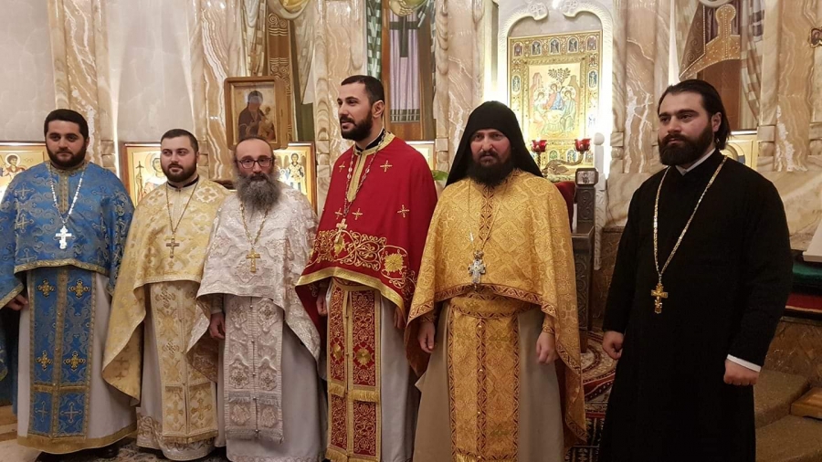 დღეს პატრიარქმა მარნეულისა და ჰუჯაბის ეპარქიის სამღვდელოება დააჯილდოვა