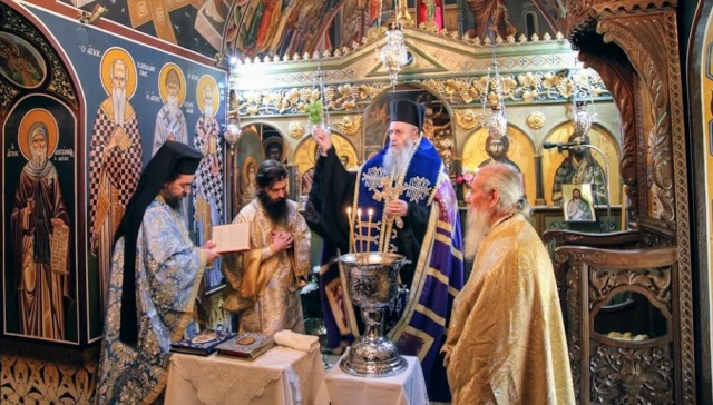 Ο Μεγάλος Αγιασμός παραμονή των Φώτων στη Ναύπακτο