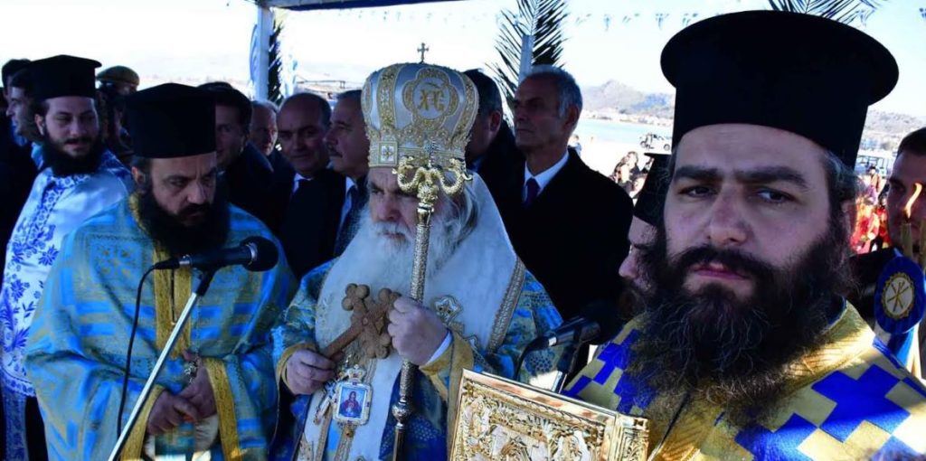 Η τελετή του Αγιασμού των υδάτων στο Ναύπλιο