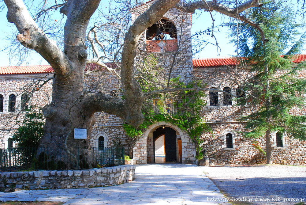 Η χιλιόχρονη Μονή της Αγίας Λαύρας εθνικοθρησκευτικό προσκύνημα