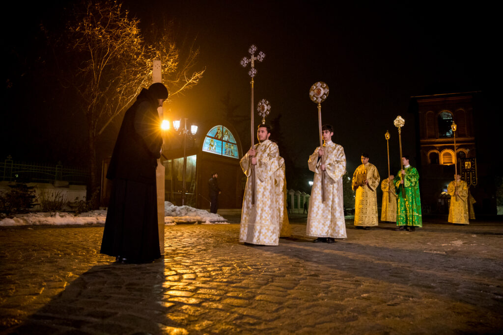 Το Βουκουρέστι τιμά τους Τρεις Ιεράρχες