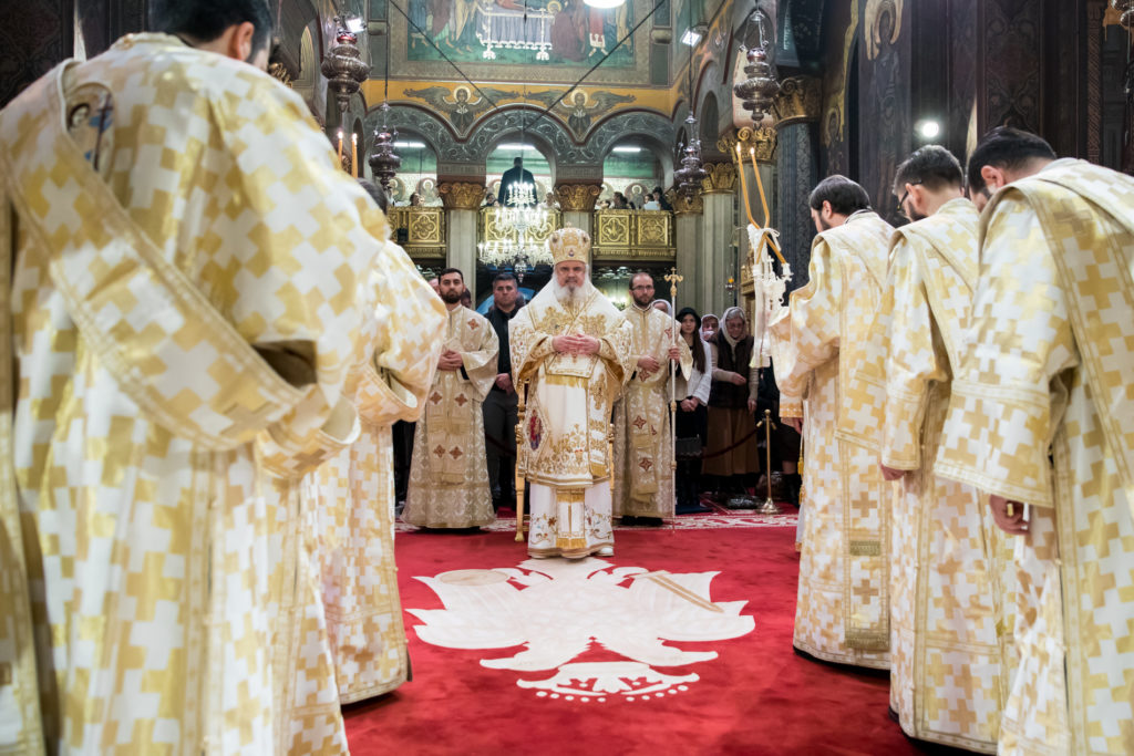 Părintele Patriarh a oficiat Sf. Liturghie în prima zi a anului (VIDEO)