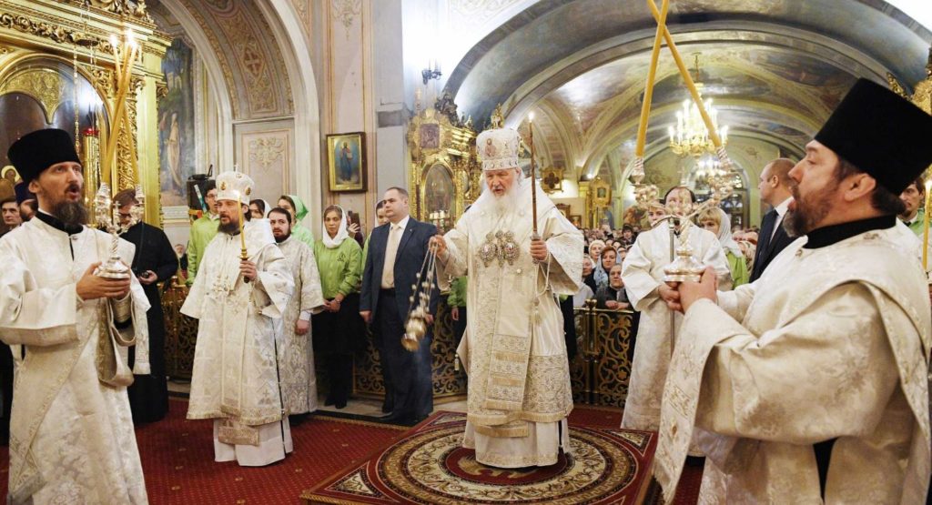 В канун праздника Крещения Господня Святейший Патриарх Кирилл совершил всенощное бдение в Богоявленском кафедральном соборе в Москве