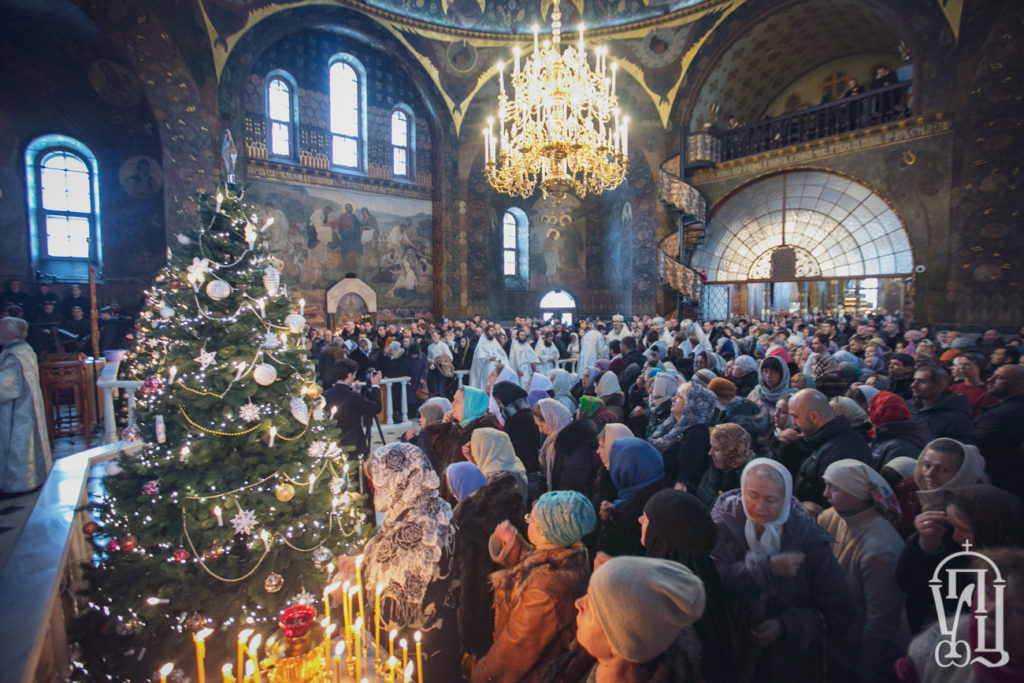 Блаженнейший митрополит Киевский и всея Украины Онуфрий возглавил торжественное богослужение в навечерие Рождества Христова