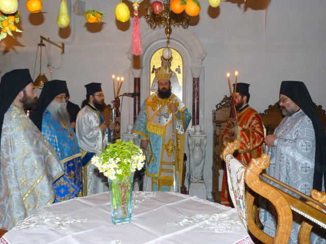 Αρχιερατική Θεία Λειτουργία στην Ι.Μ. Αγ. Γεωργίου Σεληνάρι