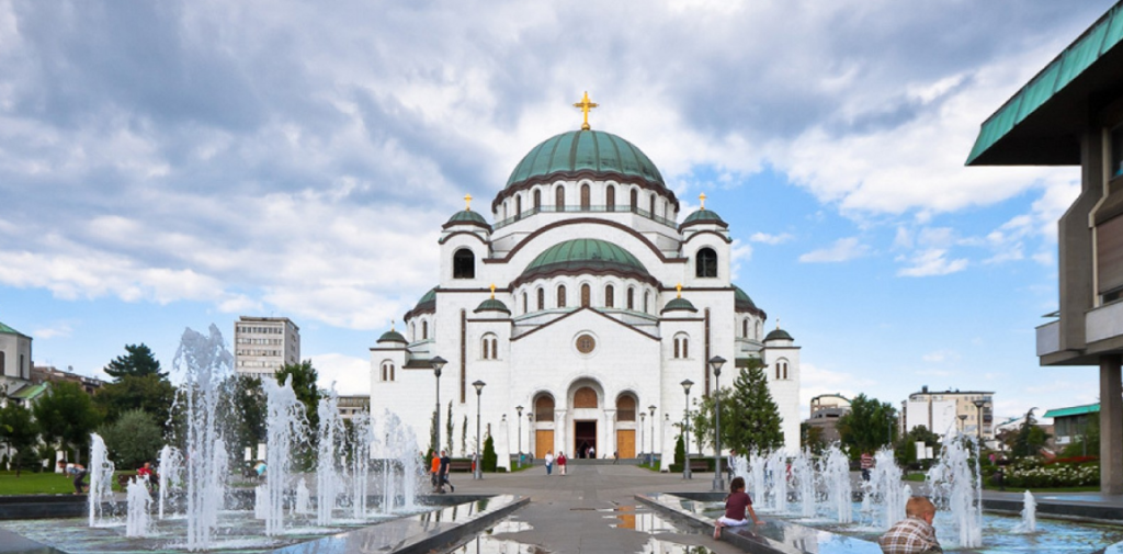 Патријарх српски Иринеј предводи божићна богослужења у храму Светог Саве на Врачару