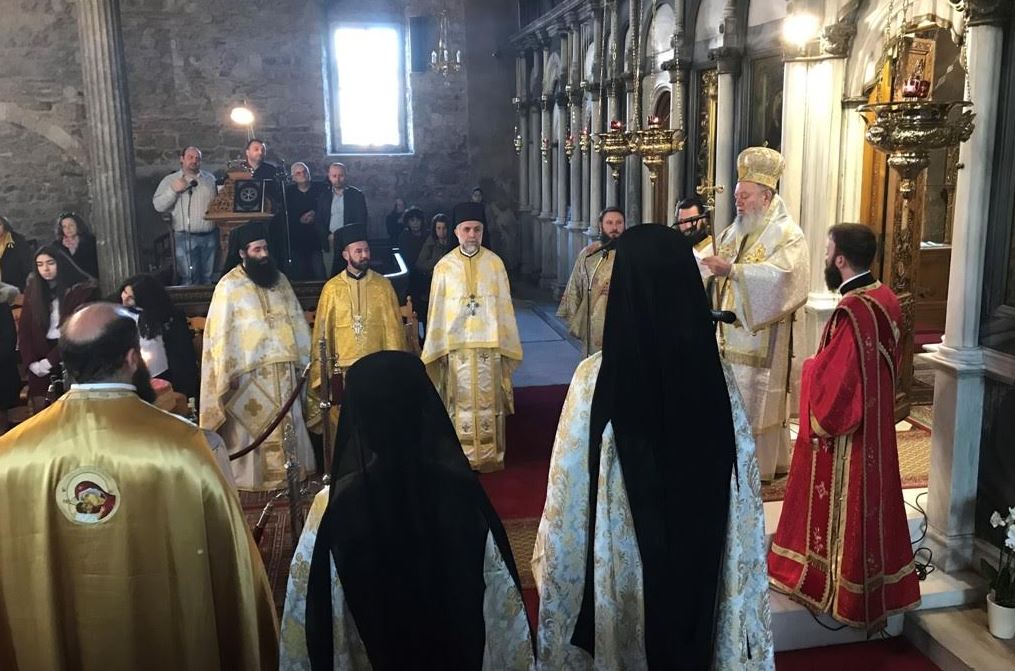 Η Θεία Λειτουργία για την εορτή των Τριών Ιεραρχών στην Ι.Μ. Χαλκίδος