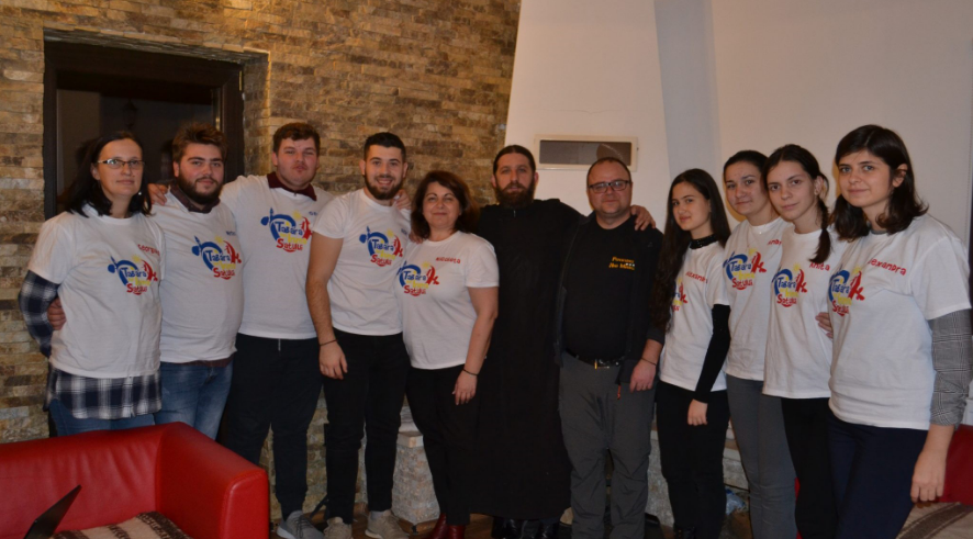 A început „Tabăra din inima satului”