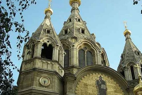 АРХИЕПИСКОПИЯ РУССКИХ ЦЕРКВЕЙ В ЗАПАДНОЙ ЕВРОПЕ НЕ БУДЕТ РАСПУЩЕНА