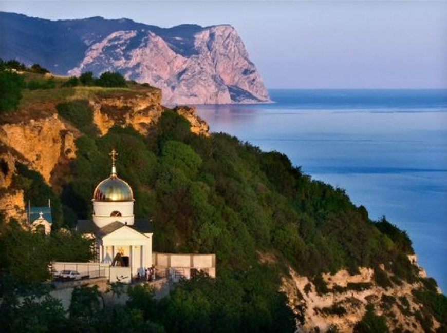 Μοναστήρια της Σεβαστούπολης εντάχθηκαν σε τουριστικό πρόγραμμα