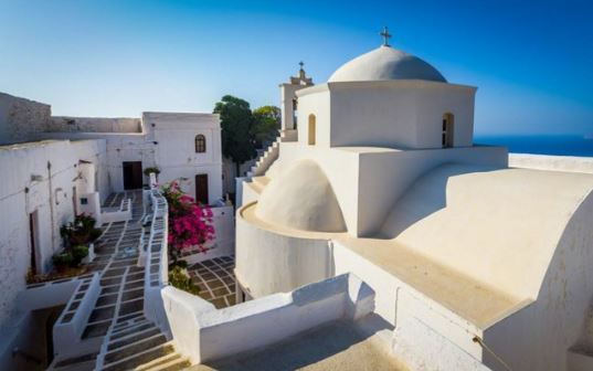 Η Ιστορική Μονή των Ταξιαρχών στη Σέριφο