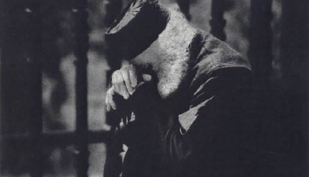 “Είναι γλυκό το ποτό της αμαρτίας που λέει και ένα τραγούδι”