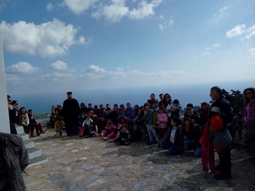 Τα Κατηχητικά Σχολεία Σίφνου στην Ακρόπολη του Άγιου Ανδρέα