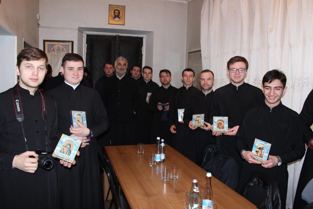 კიევ-პეჩორის ლავრის სასულიერო სემინარიის სტუდენტთა ჯგუფის სტუმრობა