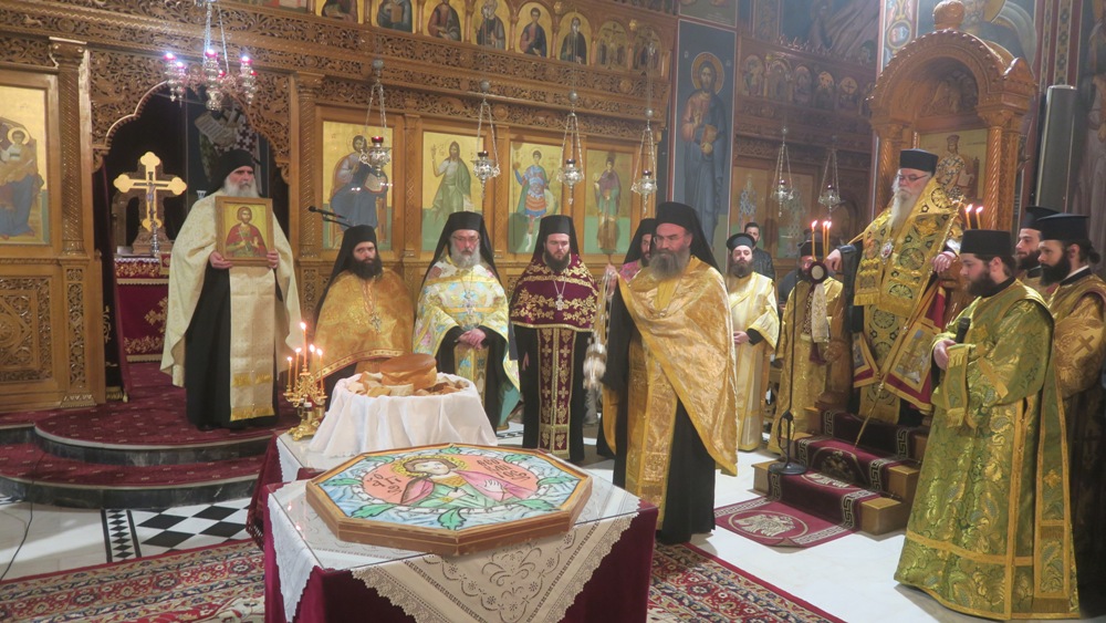 Στην Καλαμπάκα ο Μητροπολίτης Σύρου