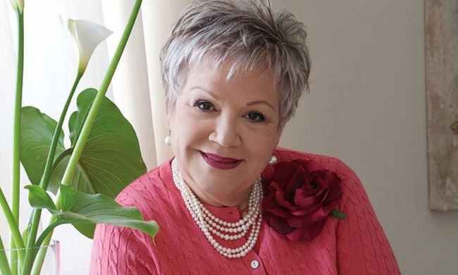 Η Τένια Μακρή στα Εκπαιδευτήρια της Ι.Μ. Πειραιώς