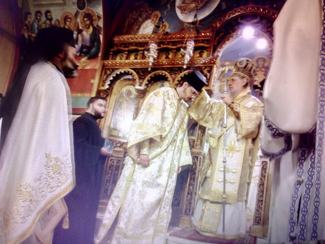 Από την εις Διάκονον Χειροτονία του π. Α. Παΐδα υπό του Θεοφ. Επισκόπου Θαυμακού