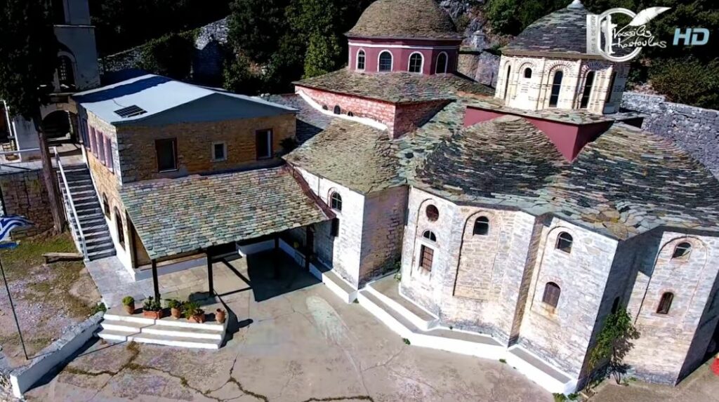 Καυσοκαλύβια: Το Ιερό βήμα του Άθωνα (αφιέρωμα εναέριας λήψης)