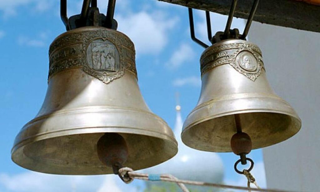 Κακοποιοί στη Χαλκιδική έκλεψαν ακόμα και καμπάνα από εκκλησία