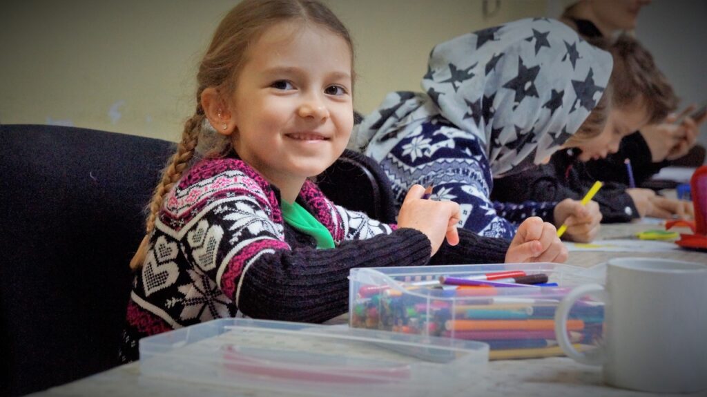 В Москве открылась новая воскресная школа для детей с нарушением слуха