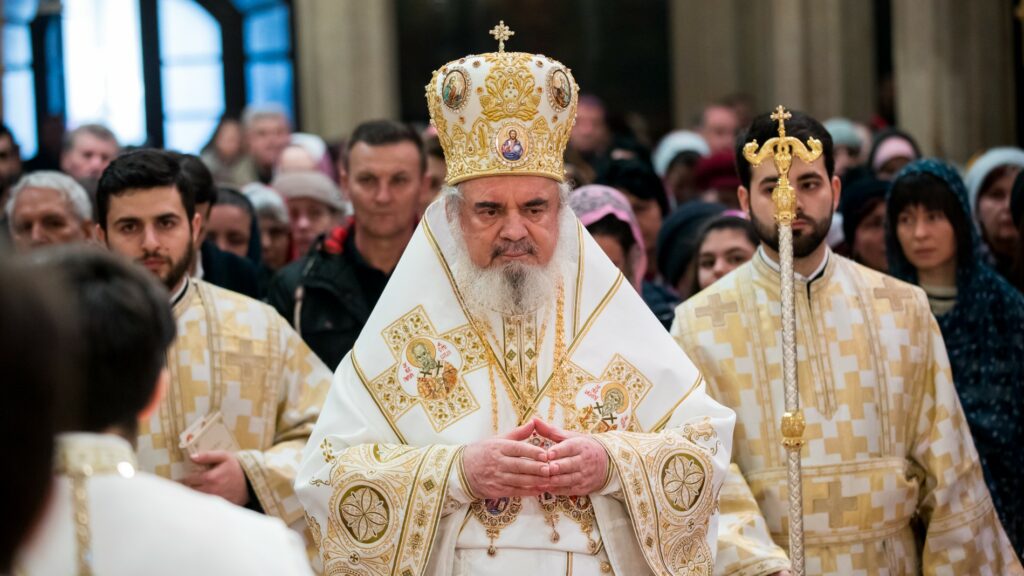 Patru duminici pregătitoare ca să ne deprindem până la post cu patru lucrări mari – Patriarhul Daniel