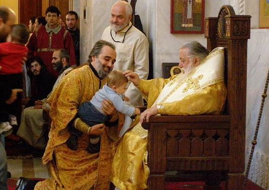 Η 57η μαζική βάπτιση από τον Πατριάρχη Ηλία