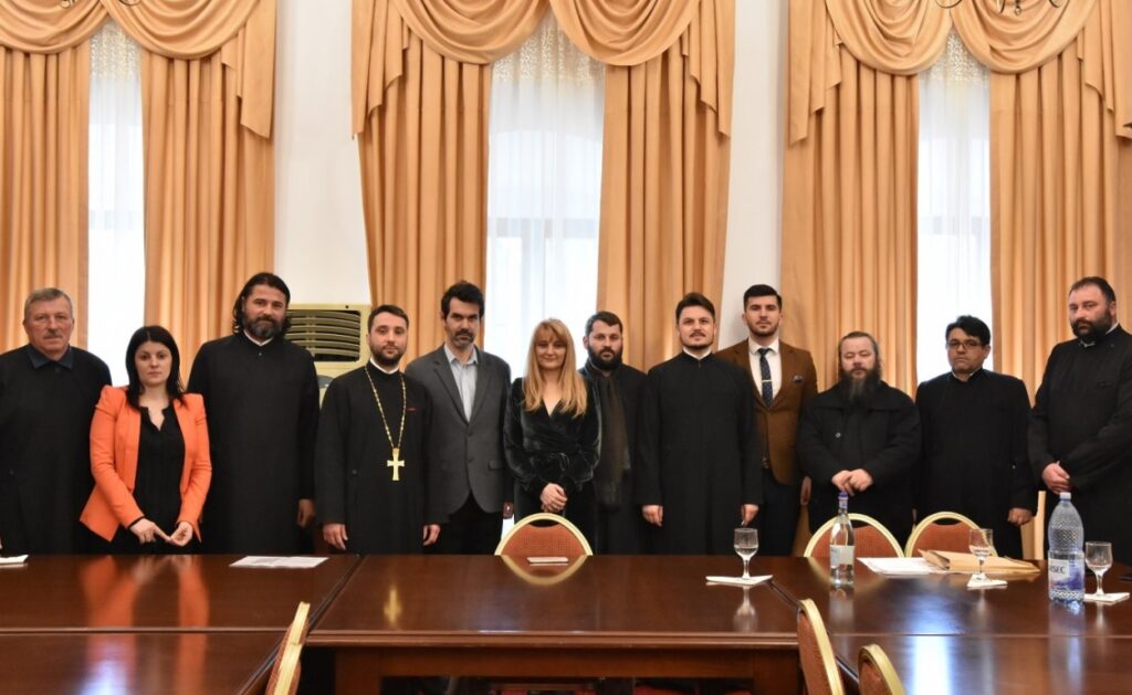 Întâlnire de lucru la Râmnicu Vâlcea în cadrul Proiectului „Alege Şcoala – o şansă pentru viitor!”