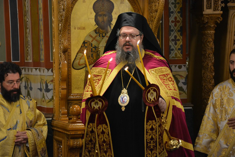 O Mητρ.Λαρίσης στον πανηγυρίζοντα Μητροπολιτικό Ναό της Καλαμάτας