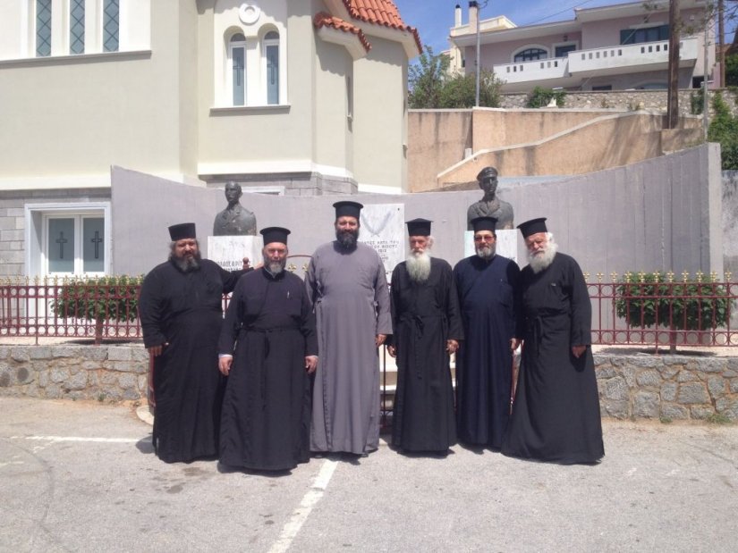 Τη στάση τους καθορίζουν οι Κληρικοί της Χίου