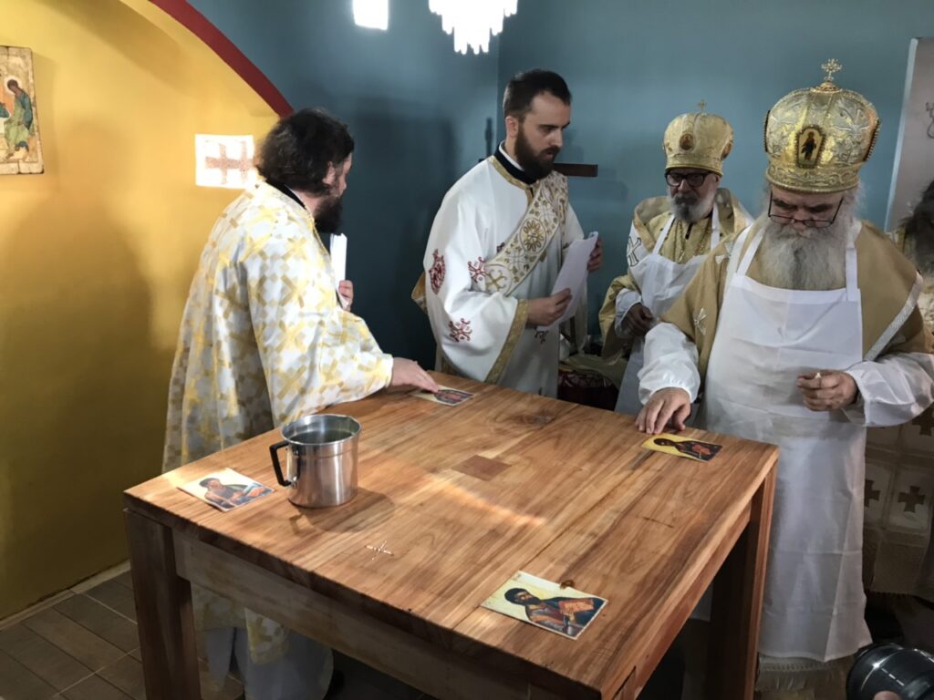 Митрополит Амфилохије освештао Цркву Св. Јована Златоустог у Каруару