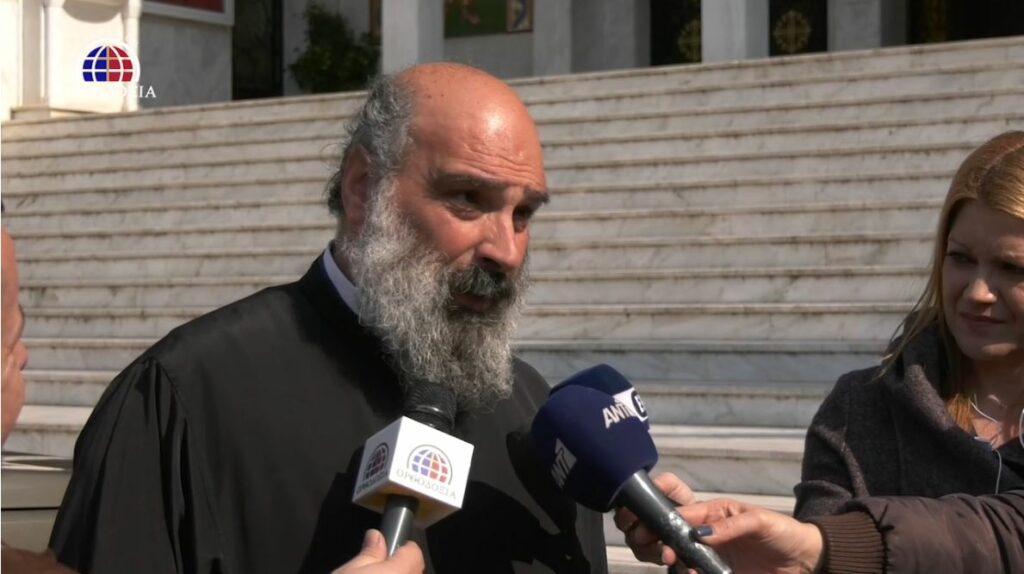 Είμαστε θρησκευτικοί λειτουργοί εξομοιωμένοι με τους δημ. υπαλλήλους