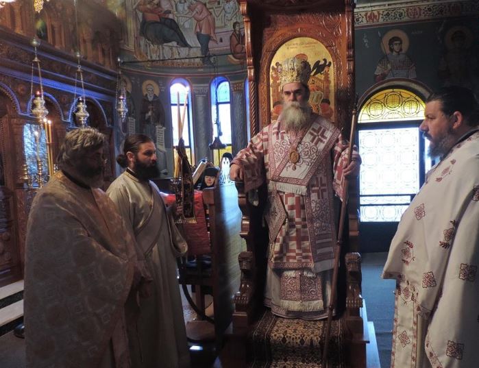 Αρχιερατική Θεία Λειτουργία στην Ι.Μ. Παναγίας Ροβελίστης