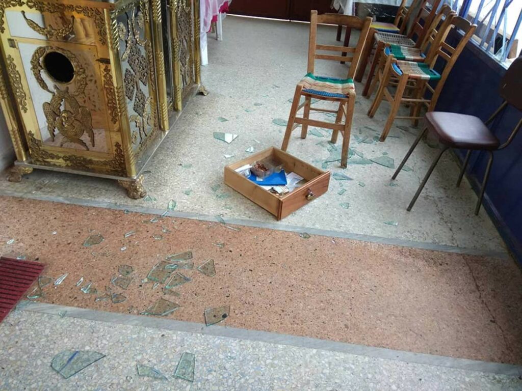 Βανδάλησαν Ιερό Ναό στη Γρατινή