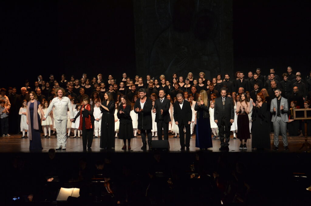 Πλήθος κόσμου στο Μέγαρο Μουσικής για το Ορατόριο, Παναγία η Μητέρα του Φωτός. Για πρώτη φορά στην Ελλάδα ένα μουσικό έργο για την Θεοτόκο