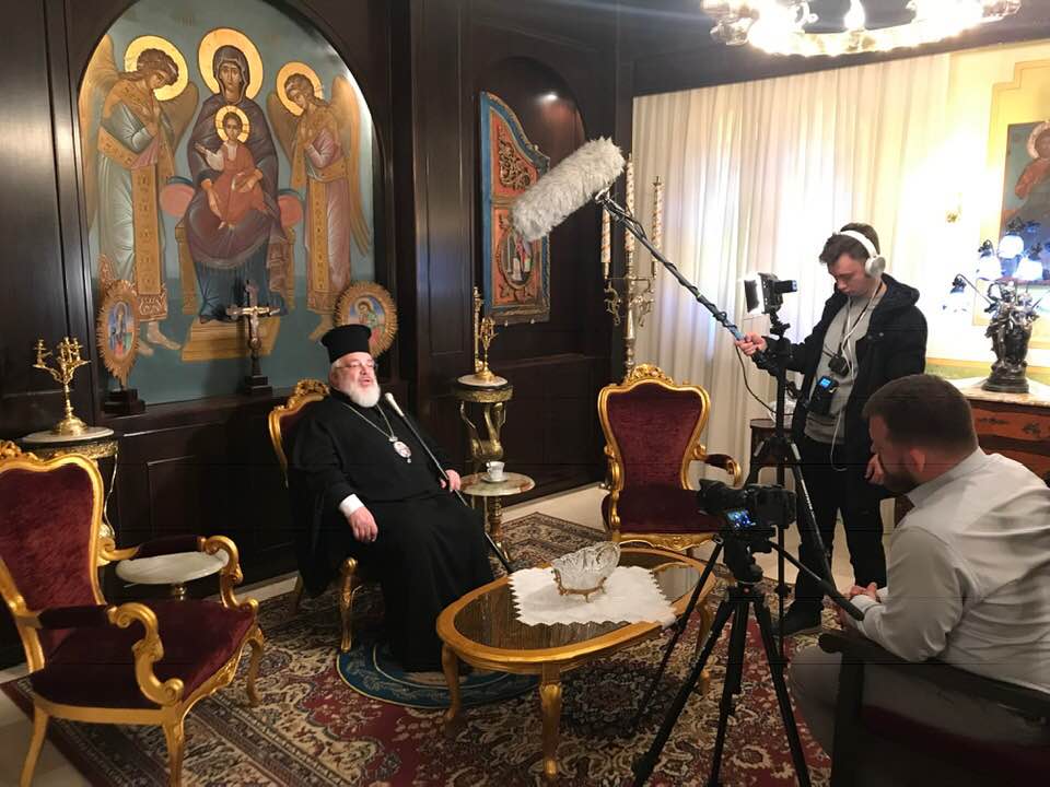 Κοντά στους πρόσφυγες