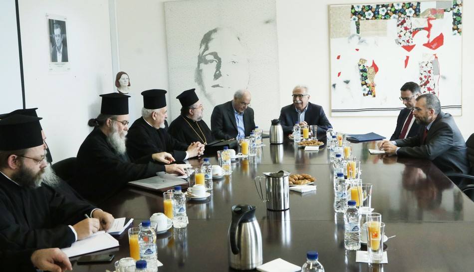 Όλο το παρασκήνιο από τη συνάντηση Γαβρόγλου με την επιτροπή του Φαναρίου- Επί ποδός η Κρήτη- Δεν πείθεται ο ΙΣΚΕ (βίντεο)