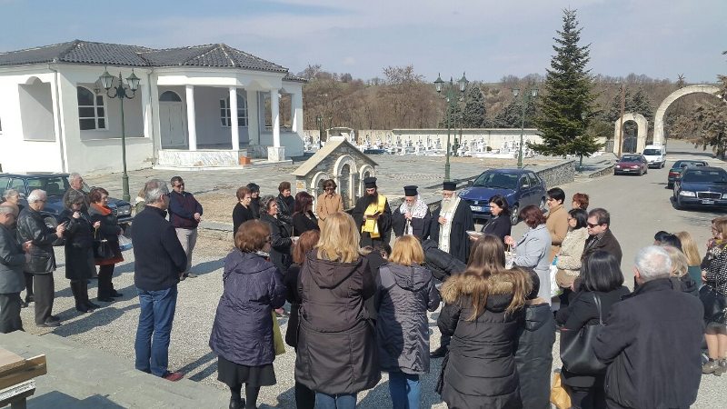 Τρισάγιο για τους κεκοιμημένους στη Μητρόπολη Γρεβενών