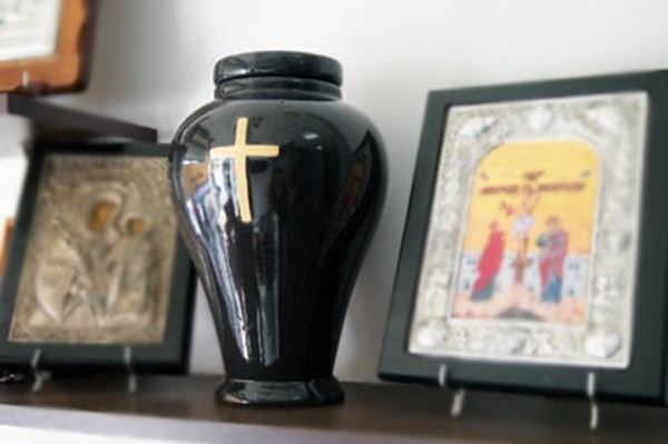 Construction and operation of the first cremator in Athens