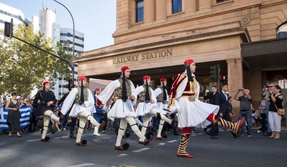 Evzones travel to Adelaide for the Greek Independence Day
