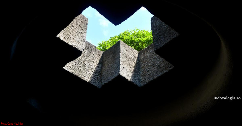 Crucea ‒ întâlnirea Cerului cu pământul