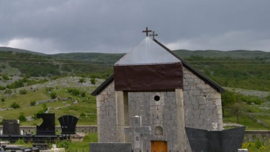 Не јењавају напади на Православну Цркву у Црној Гори